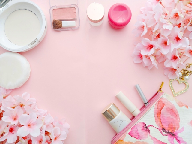 Best Buy Beauty Products from Japanese Drugstores: A Guide for Tourists